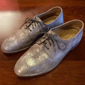 TRASK women's lace-up, size 9M